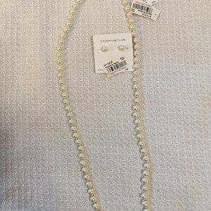 ✨ NWT Chapter Club Faux Pearl Necklace & Earring Set ✨
